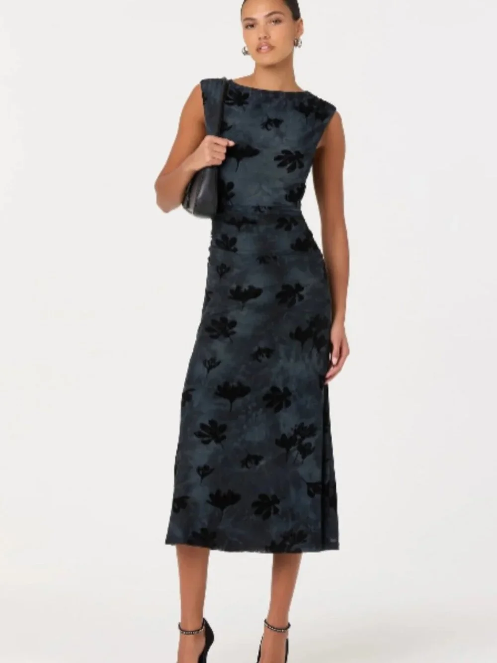 ASTR Tionne Floral Midi Dress - Picture 2 of 4